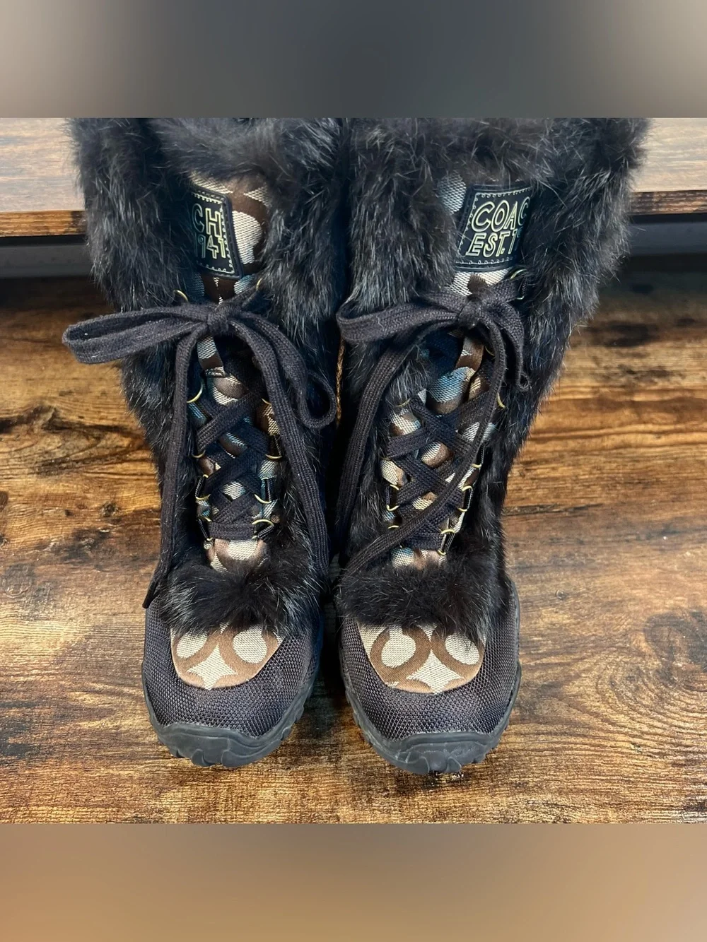 Coach Boots Jennie Signature Fur Lined Lace Up Winter Snow Boots Winter Womens 6